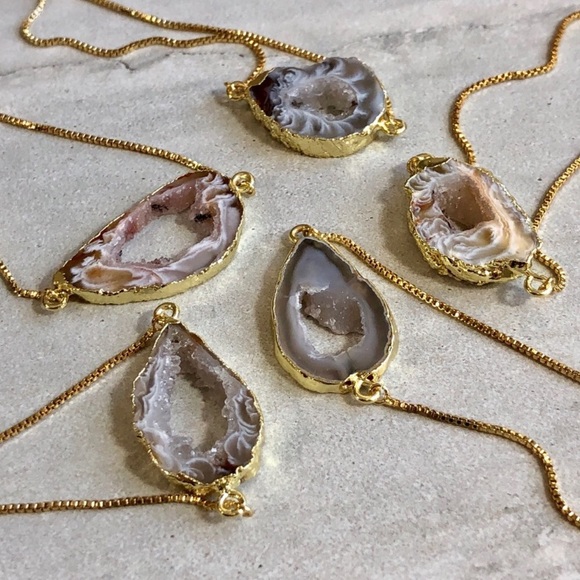 ❗️LAST❗️Gold Raw Geode Slice Bracelet - Picture 2 of 7